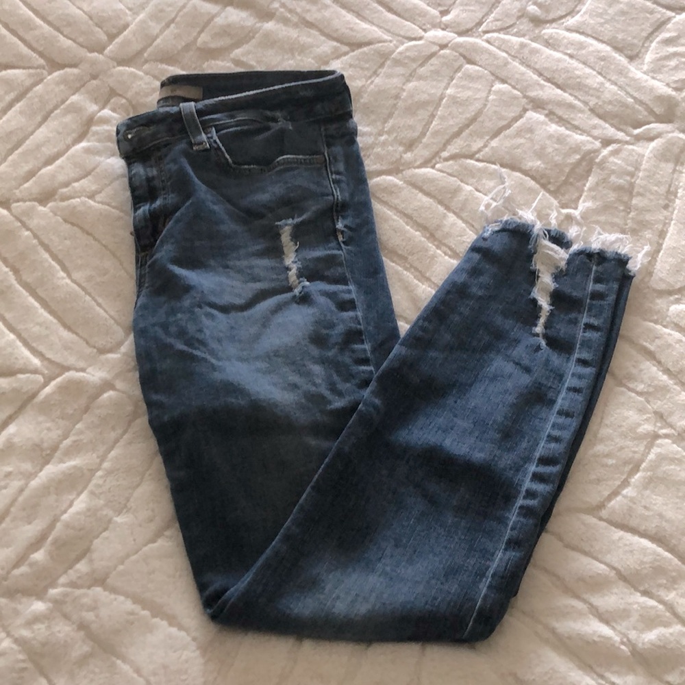 Joe jeans Size 28, skinny ankle. Worn twice.